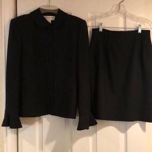 Vintage Jones New York classic black suit